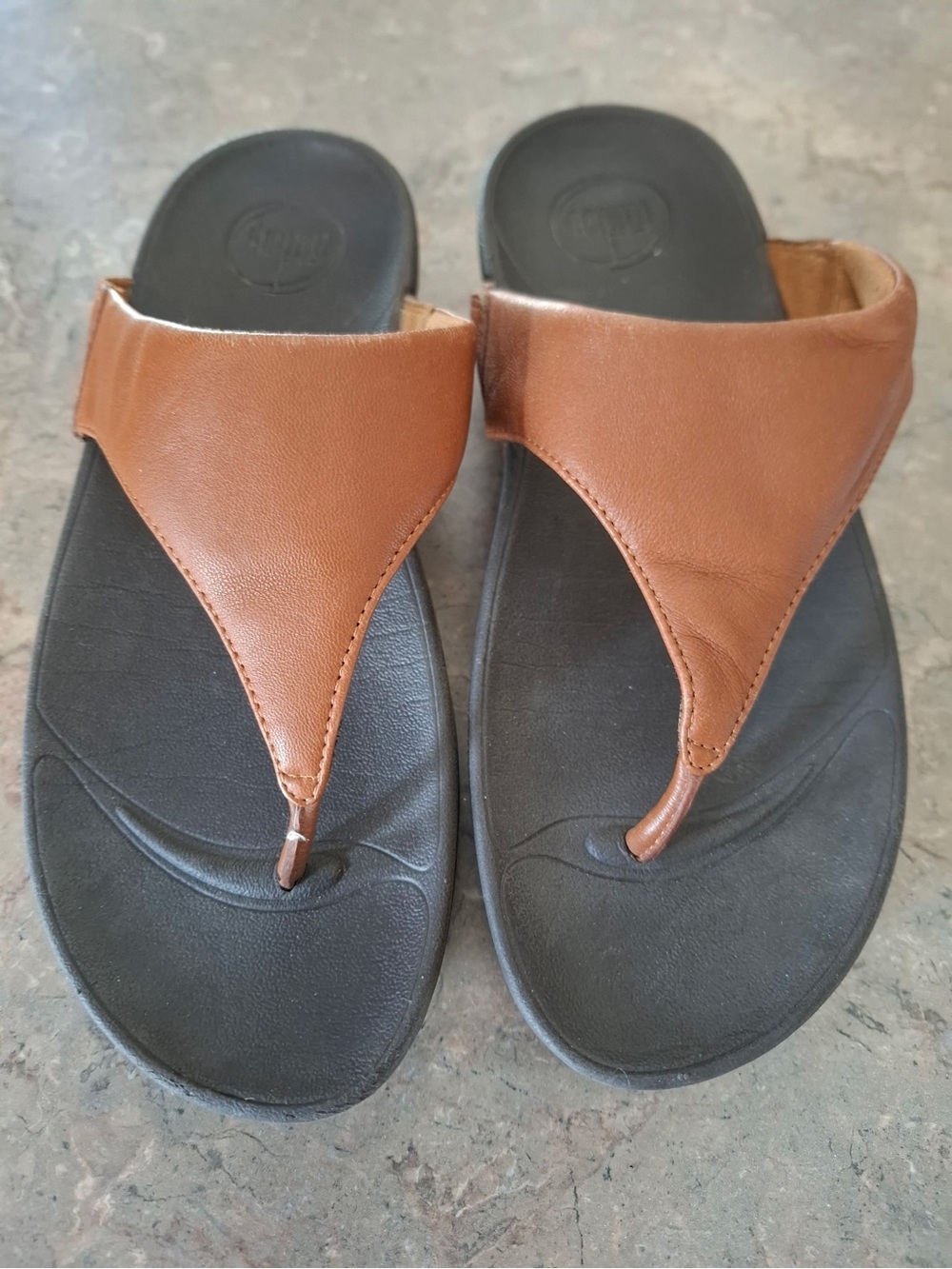 Fitflop Brown Leather Thong Sandals with Black Footbed